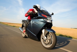 http://aschermann.cz\/files/gimgs/th-7_7_motohouse-01.jpg